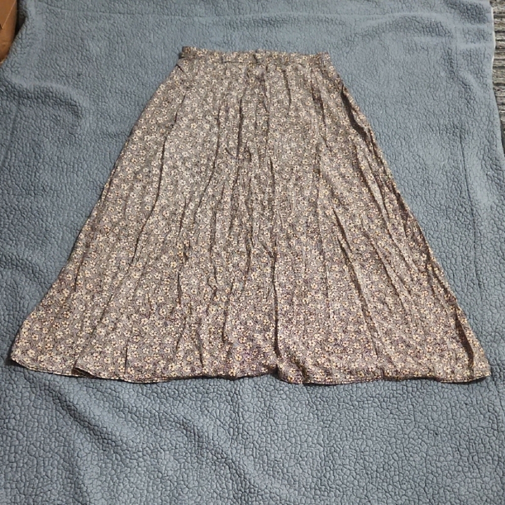 Women's Floral Maxi Skirt 27 Inch Waist No Tags Brown And Tan